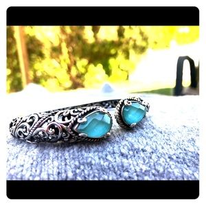 bracelet with turquoise doublet